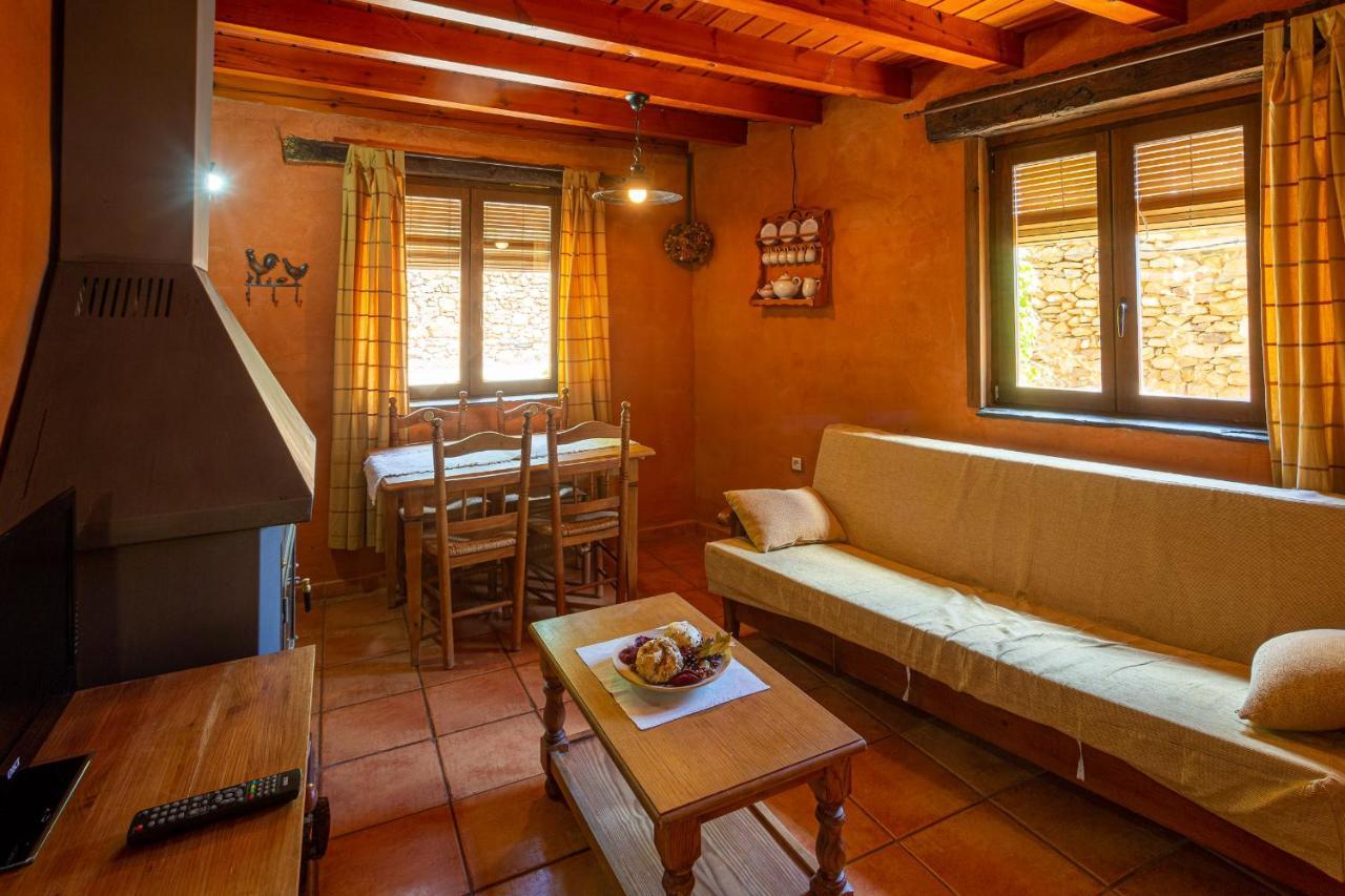 Apartamentos Turisticos La Alqueria De Valverde Valverde De Los Arroyos Exterior photo